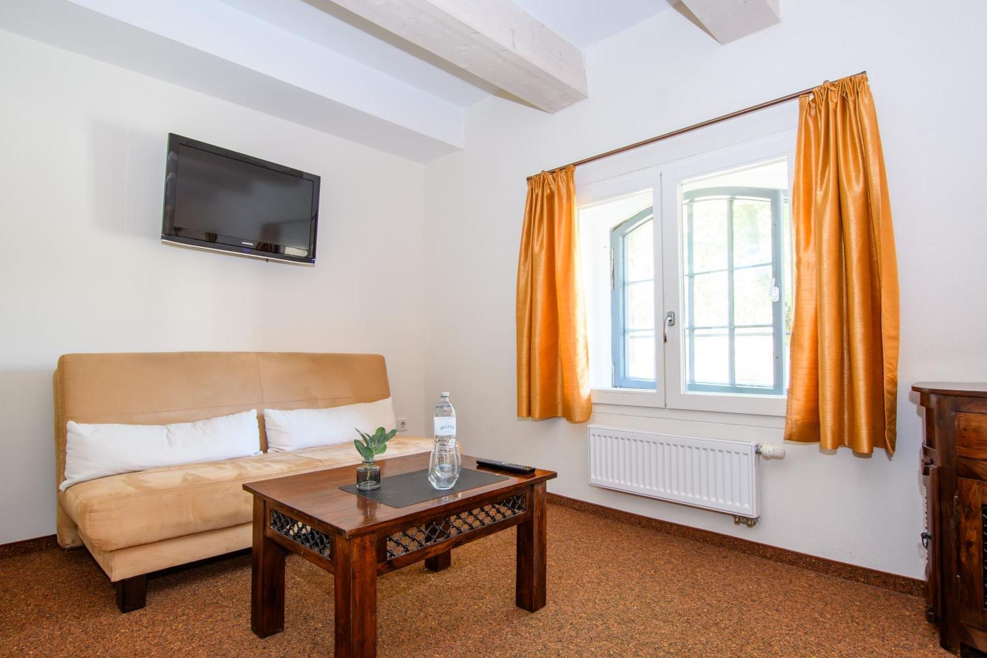 Hotel Stadtgut Берлин Экстерьер фото